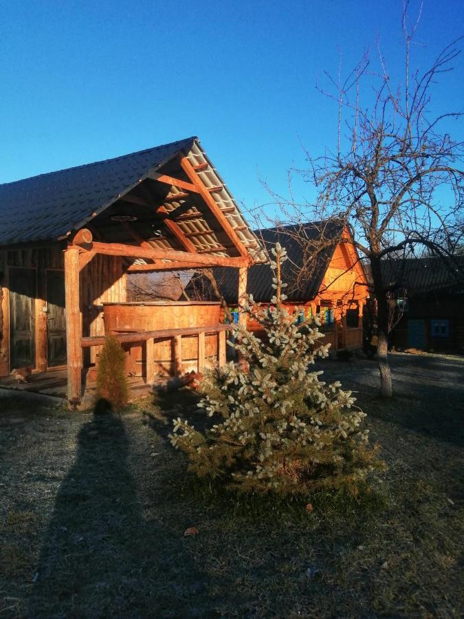 Complex Traditional Casuta Bunicilor-Breb Exterior foto